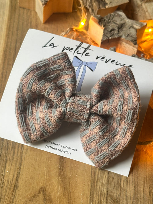 Le Noeud Brise Poudrée